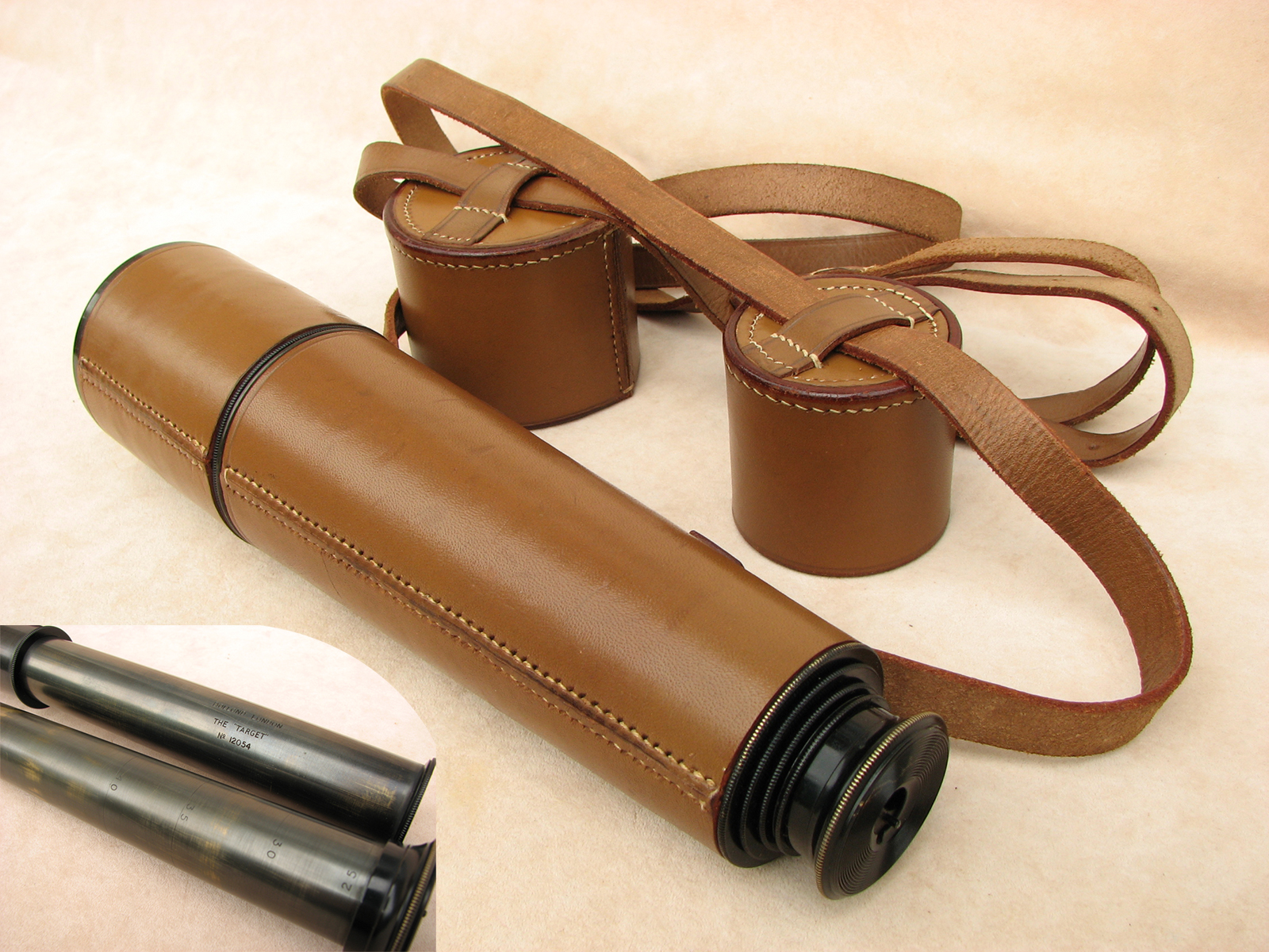 Dollond 'The Target' pancratic field telescope to 40x magnification